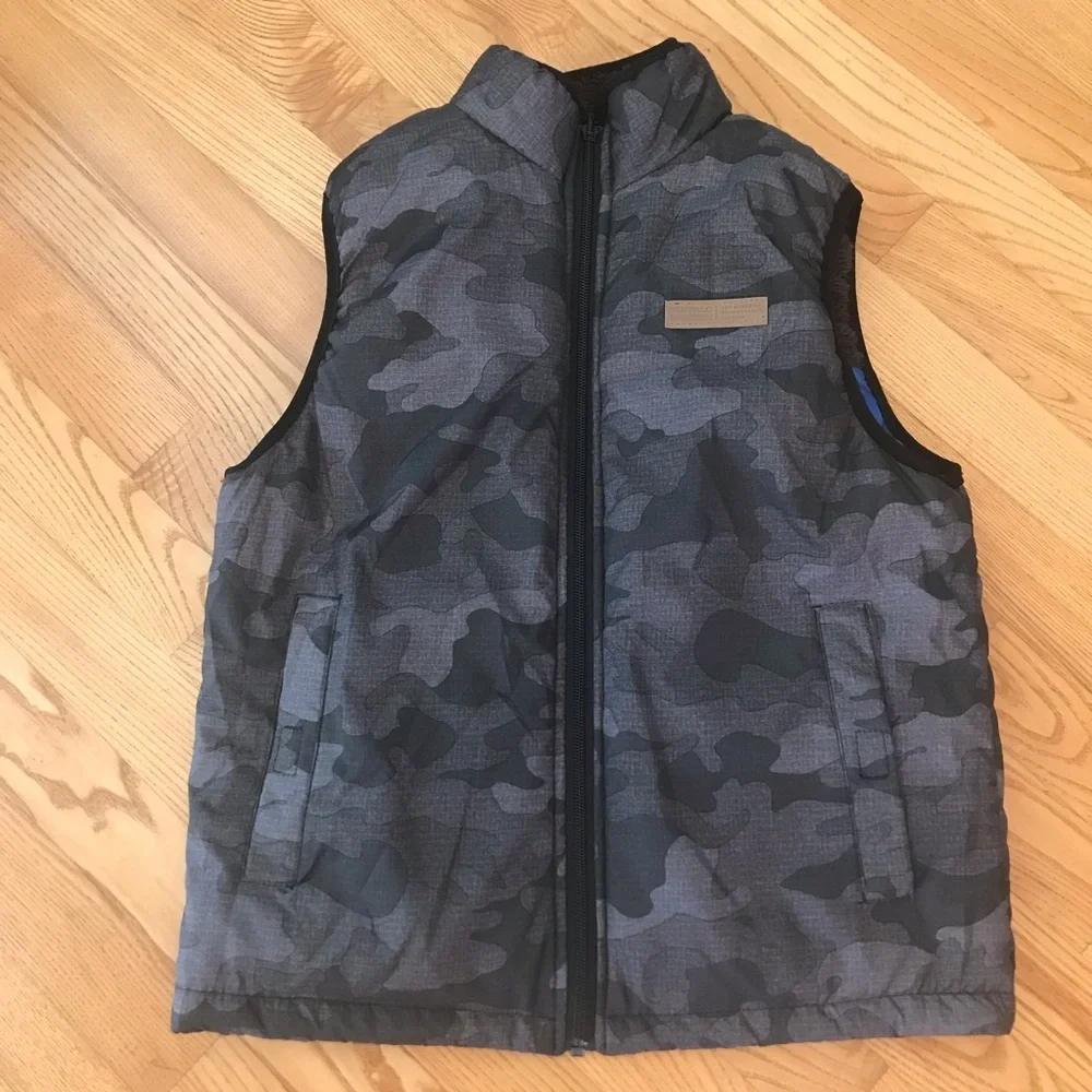 Buffalo David Bitton gray Camo blue Reversible Vest Boys size med small 7/8 7 8